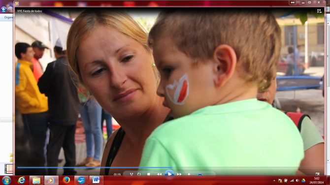 niño familia comunidad